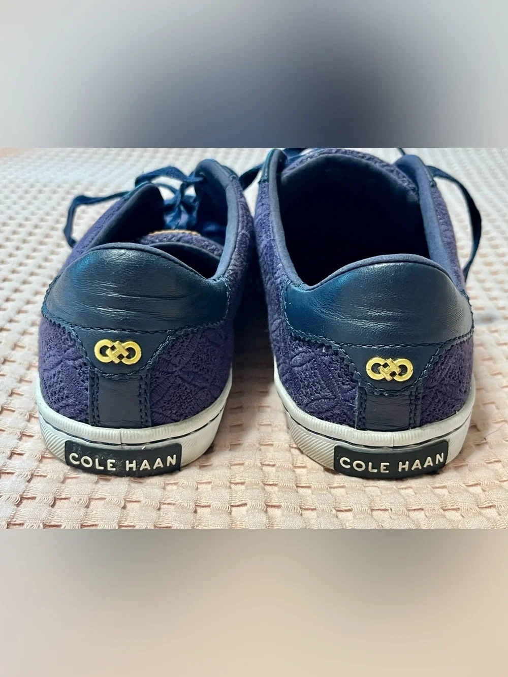 Cole Haan Women’s Fashion Sneakers size 8